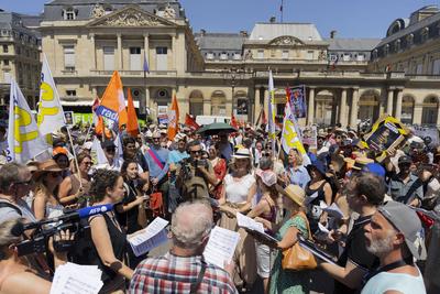 Demonstration to protest against the proposed reform of public broadcasting-stock-photo