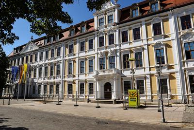 Durchsuchungen im Landtag bei CDU, SPD und AfD. Im Landtag von Sachsen-Anhalt sind am Dienstag B?ros von CDU, SPD und Af-stock-photo