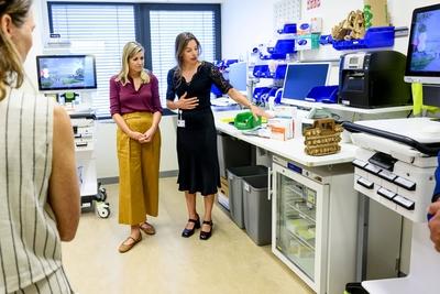 Queen M?xima pays working visit to Radboud University Medical Center, Nijmegen, The Netherlands-stock-foto