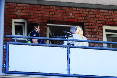 Polizeieinsatz nach Toetungsdelikt in Hamburg-Bramfeld, 01.07.2025-stock-foto