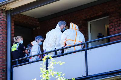 Polizeieinsatz nach Toetungsdelikt in Hamburg-Bramfeld, 01.07.2025-stock-foto