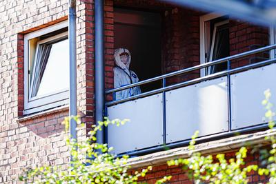 Polizeieinsatz nach Toetungsdelikt in Hamburg-Bramfeld, 01.07.2025-stock-foto