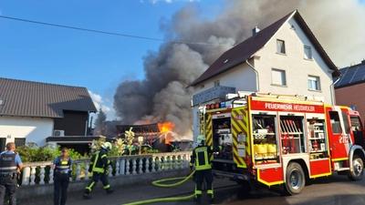 Gro?brand in Niedersalbach-stock-foto