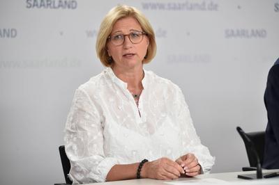 Landespressekonferenz-stock-photo