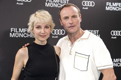 Julia Koschitz, Mark Waschke-stock-foto