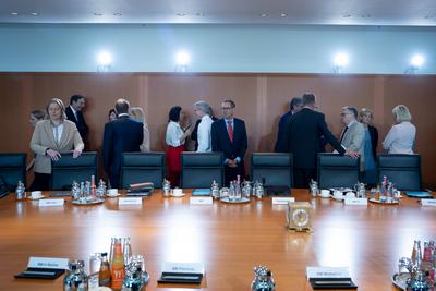 Kabinettsitzung, Bundesregierung, Auftakt-stock-foto
