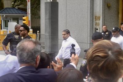 Sean ?diddy? combs foi considerado inocente de conspiracao para extorsao.-stock-foto