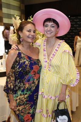 Gitta Saxx, Vreni Frost-stock-foto