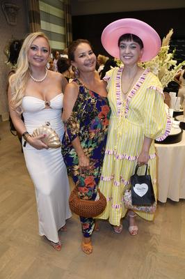 Gast, Gitta Saxx, Vreni Frost-stock-foto