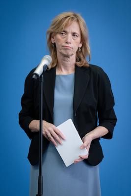 Pressekonferenz, Karin Prien-stock-foto