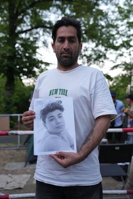 Berlin GER, Berlin,20231022, Berlin, Solidarit?tskundgebung , Demo, Die Botschaft muss geschlossen werden, Podbielskiall-stock-foto