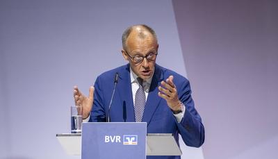 Bankwirtschaftliche Tagung - BK Friedrich Merz-stock-foto