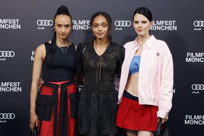 Salber Lee Williams, Sira-Anna Faal, Ruby O. Fee-stock-foto
