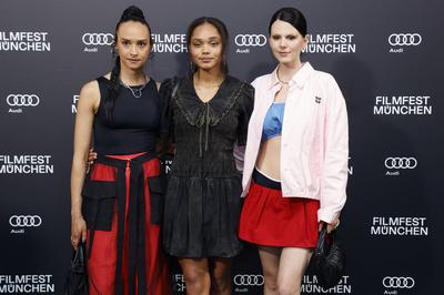 Salber Lee Williams, Sira-Anna Faal, Ruby O. Fee-stock-foto