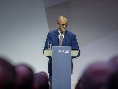 Bankwirtschaftliche Tagung - BK Friedrich Merz-stock-foto