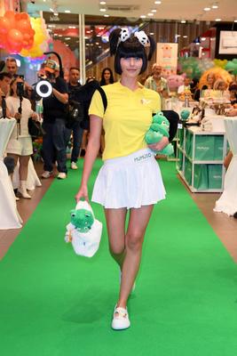 Magdalena Milic beim WALK of Mumuso in der Mall of Berlin im Rahmen der Berlin Fashion Week SS26 (Fr?hling / Sommer 2026-stock-foto