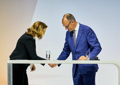 Bankwirtschaftliche Tagung - BK Friedrich Merz-stock-foto