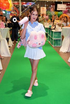 Canel Delice beim WALK of Mumuso in der Mall of Berlin im Rahmen der Berlin Fashion Week SS26 (Fr?hling / Sommer 2026) a-stock-foto