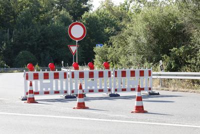 Fahrbahnschaden A5-stock-foto