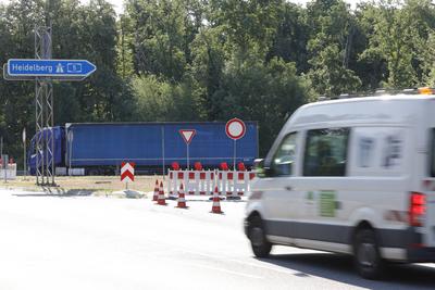 Fahrbahnschaden A5-stock-foto