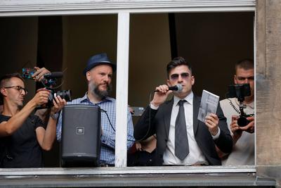 Protest gegen Sellner-stock-foto