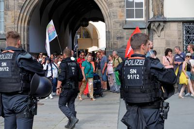 Protest gegen Sellner-stock-foto