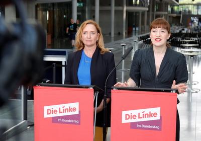 Caren Lay, Vorsitzende des Ausschusses f?r Wohnen, Stadtentwicklung, Bauwesen und Kommunen, Heidi Reichinnek, Vorsitzend-stock-foto