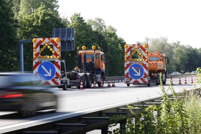 Fahrbahnschaden A5-stock-foto