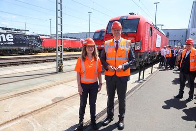 Premiere f?r Zukunftstechnologie im Schieneng?terverkehr - Pressetermin.-stock-foto