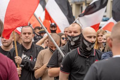Rechtsextremistischer Aufmarsch in Gedenken an SS-Siggi Siegfried Borchardt, Vermummungsverbot, M?nster, 5. Juli 2025-stock-foto