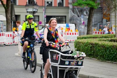 Fancy Cyclista Ride M?nchen Am Samstag, 5. Juli 2025, veranstaltete der ADFC M?nchen den ersten Fancy Cyclista Ride f?r-stock-foto