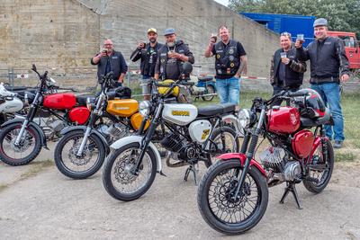 Eine Art Geschichtsstunde: Ostblockfahrzeugtreffen in P?tnitz - 05.07.2025:-stock-foto