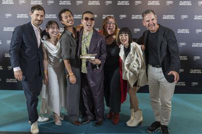 Clemens Schick , Soujiro Sanada mit Team, Anna Hints-stock-foto