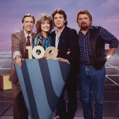 Supergrips, Das schnelle Spiel f?r helle K?pfe, Deutschland 1988 - 1995, Moderator Frank Laufenberg mit den Kandidaten S-stock-foto