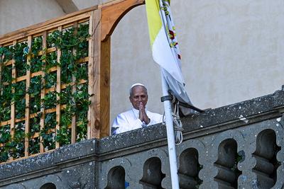 ITALY - POPE LEO XIV   ARRIVES FOR TWOO-WEEK STAY IN THE  PAPAL SUMMER RESIDENCE IN CASTEL GANDOLFO  - 2025/7/6-stock-foto