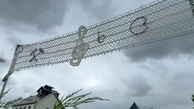 Das Erzgebirge feiert einen neuen Weltrekord! In Ehrenfriedersdorf an der Touristenattraktion Am Sauberg wurde am Sonnta-stock-foto