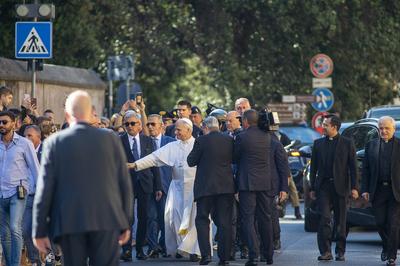 ITALY - POPE LEO XIV   ARRIVES FOR TWOO-WEEK STAY IN THE  PAPAL SUMMER RESIDENCE IN CASTEL GANDOLFO  - 2025/7/6-stock-foto