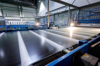 GMB Glasmanufaktur Brandenburg DEU/Deutschland/Brandenburg/Tschernitz, 17.10.2023, GMB Glasmanufaktur Brandenburg in Tsc-stock-foto
