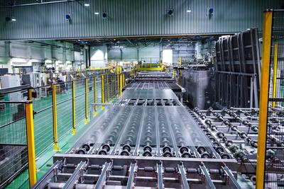 GMB Glasmanufaktur Brandenburg DEU/Deutschland/Brandenburg/Tschernitz, 17.10.2023, GMB Glasmanufaktur Brandenburg in Tsc-stock-foto