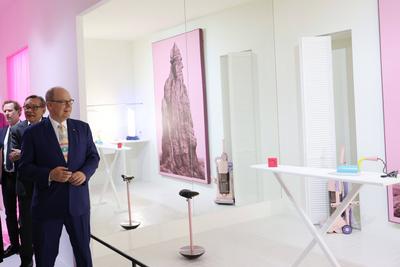 Monaco: inauguration de l&#039;exposition Couleur ! au Forum Grimaldi-stock-foto