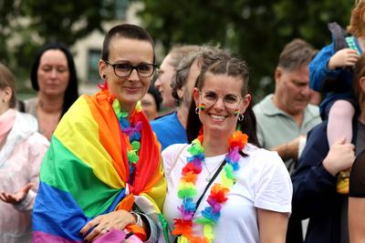 06.07.2025, xsscx, K?ln, Besucherinnen im Rahmen des Cologne Pride 2025-stock-foto