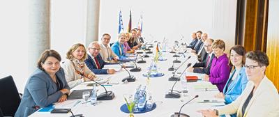 Kabinett Manuel Schwesig SPD-stock-foto