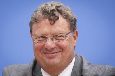 Bundespressekonferenz, Bericht des Polizeibeauftragten des Bundes beim Deutschen Bundestag-stock-foto