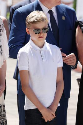 La famille princi?re de Monaco en visite dans le Carlad?s-stock-foto