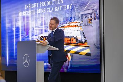 Hochlauf der Hightech-Batteriemontage f?r den neuen vollelektrischen CLAbei der Mercedes-Benz TochterACCUMOTIVE in Kamenz-stock-foto