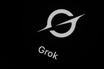 Die Applikation-App des KI-Chatbot Grok, der vom Unternehmen xAI entwickelt und von Elon Musk im Jahr 2023 gegr?ndet wur-stock-foto