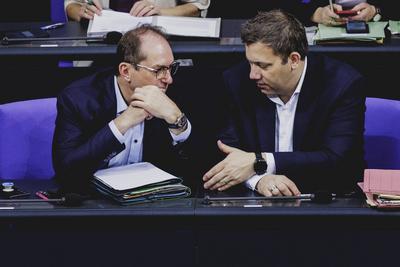 Generaldebatte zum Haushalt 2025 im Deutschen Bundestag-stock-foto