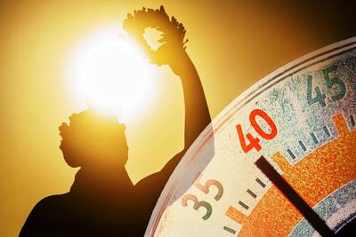 Rekordhitze mit Temperaturen bis fast 40 Grad, Symbolfoto Thermometer mit Bavaria, M?nchen, 30. Juni 2025-stock-foto