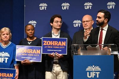 Democratic nominee for new york city mayor, zohran mamdani speaks at united federation of teachers headquarters for an endorsement event in new york city-stock-foto