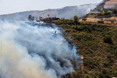 WFIRE-FRANCE/ fire in Marseille's northern districts on July 8, 2025-stock-foto